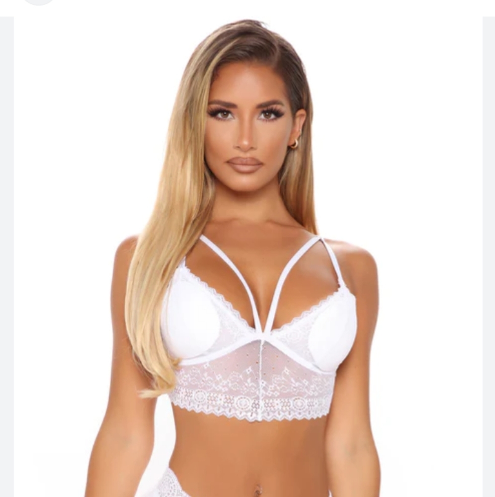 Fashion Nova Birthday Cake White Lace Bra Bralette